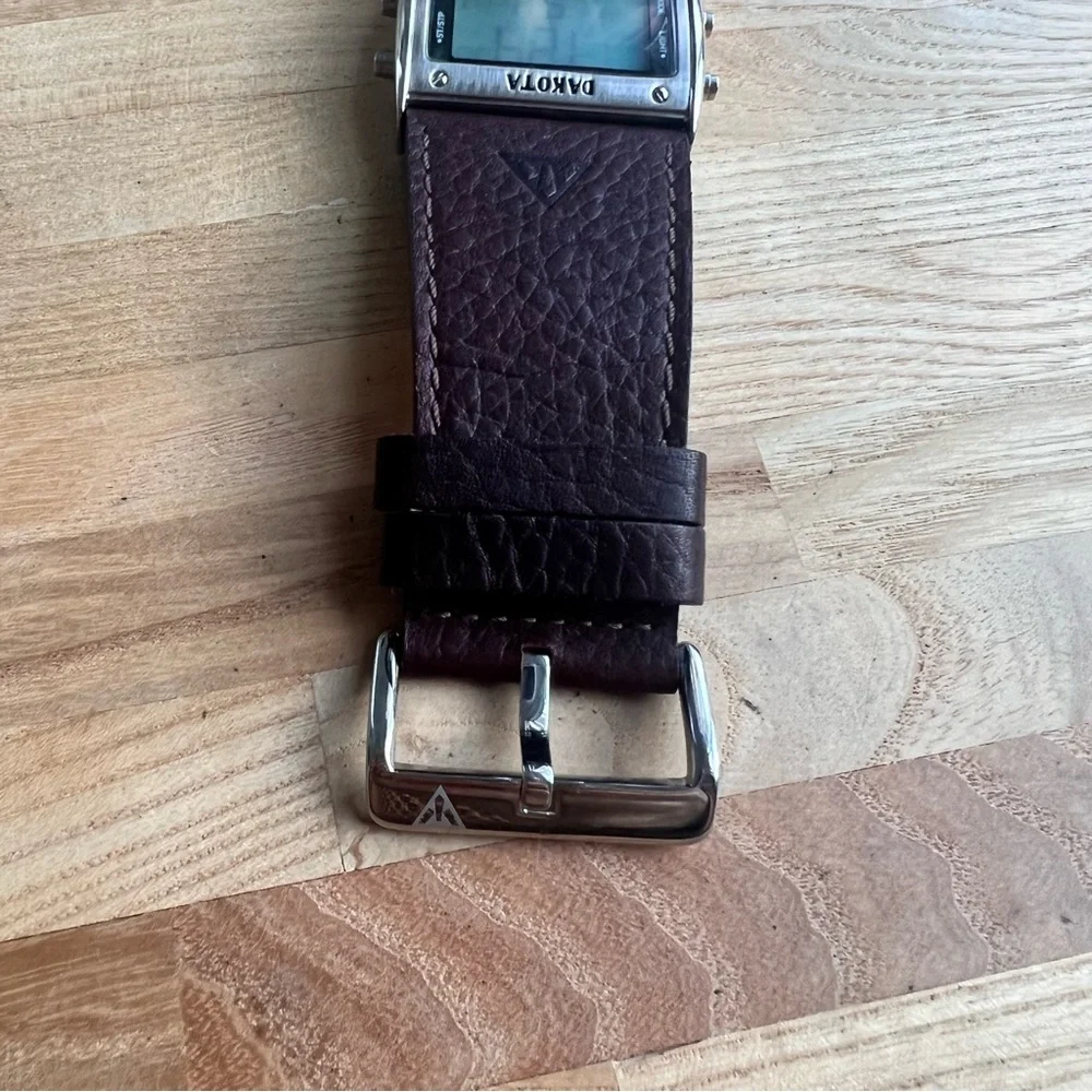 dakota brand model
